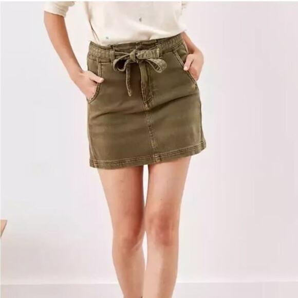 American Eagle Paperbag Waist Skirt 12 Army Green Tie Belt Pockets Stretch - Picture 5 of 8